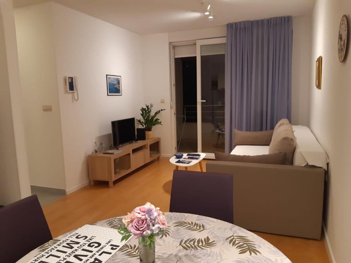 Appartement Mariloo à Split Extérieur photo